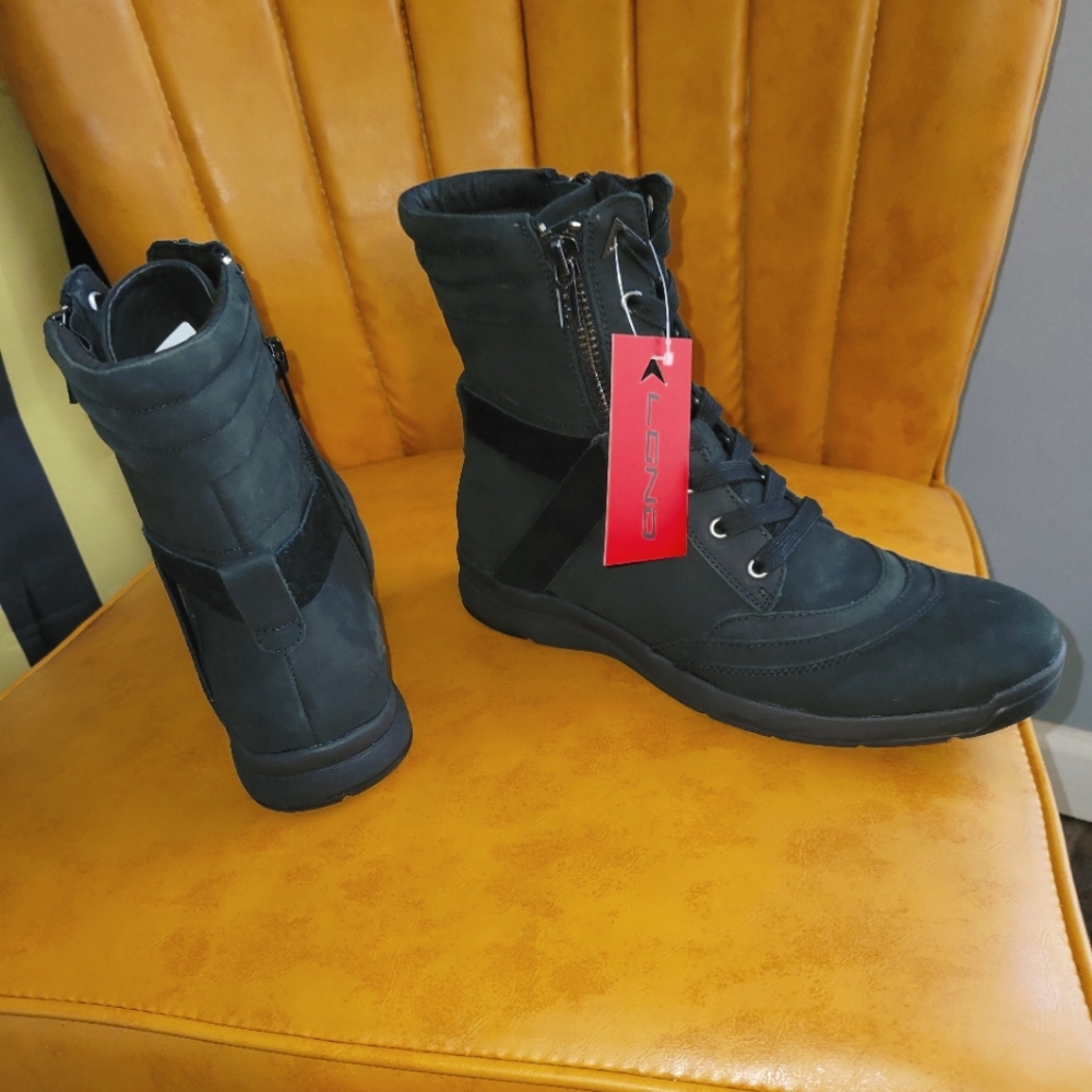 Men's boots